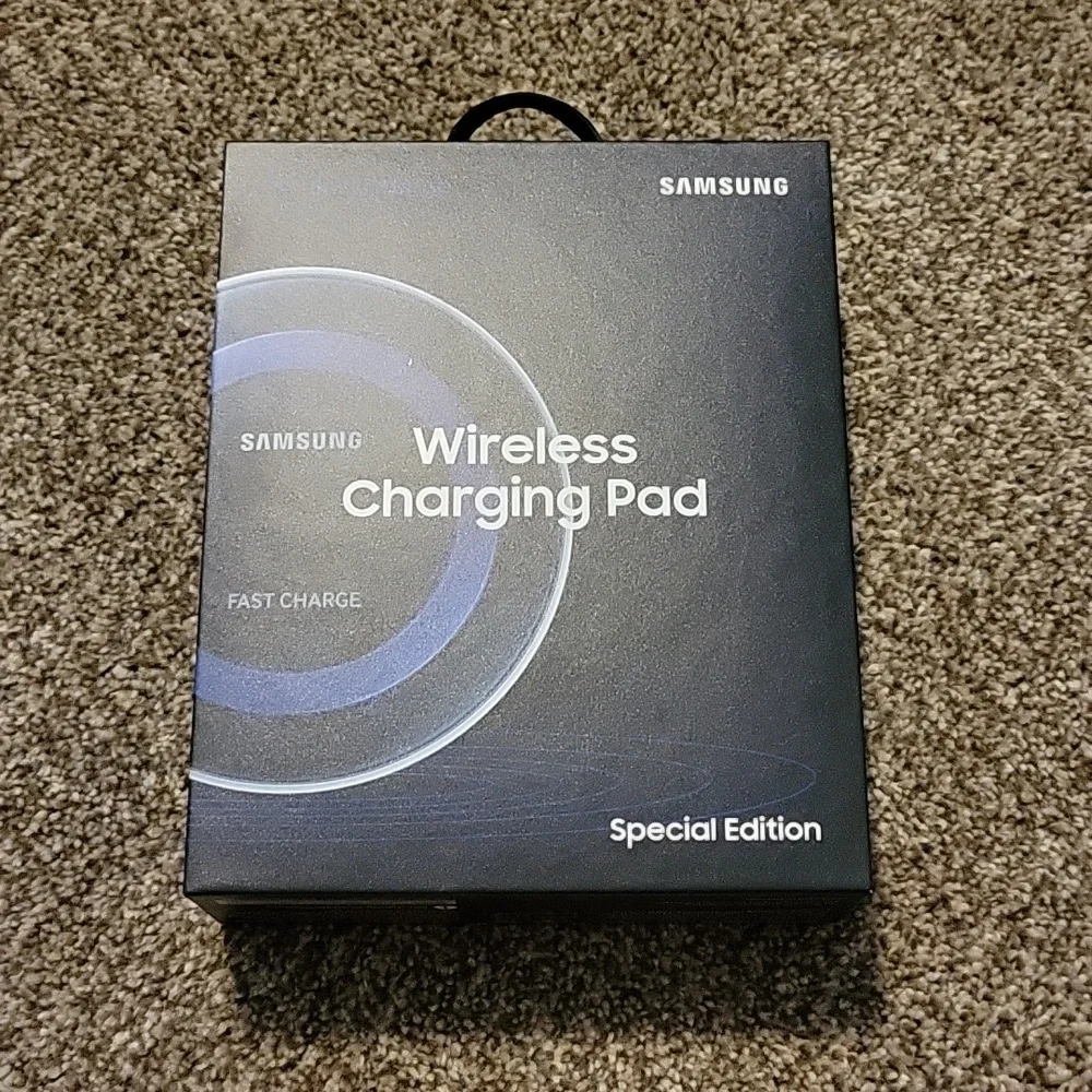 Samsung wireless charging pad